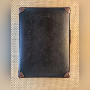 Globe-Trotter Centenary Small Carry On 2 Wheel Luggage Black Made in England